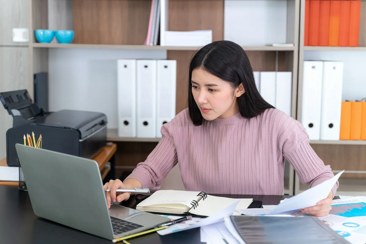 hạch toán tiền thuê văn phòng