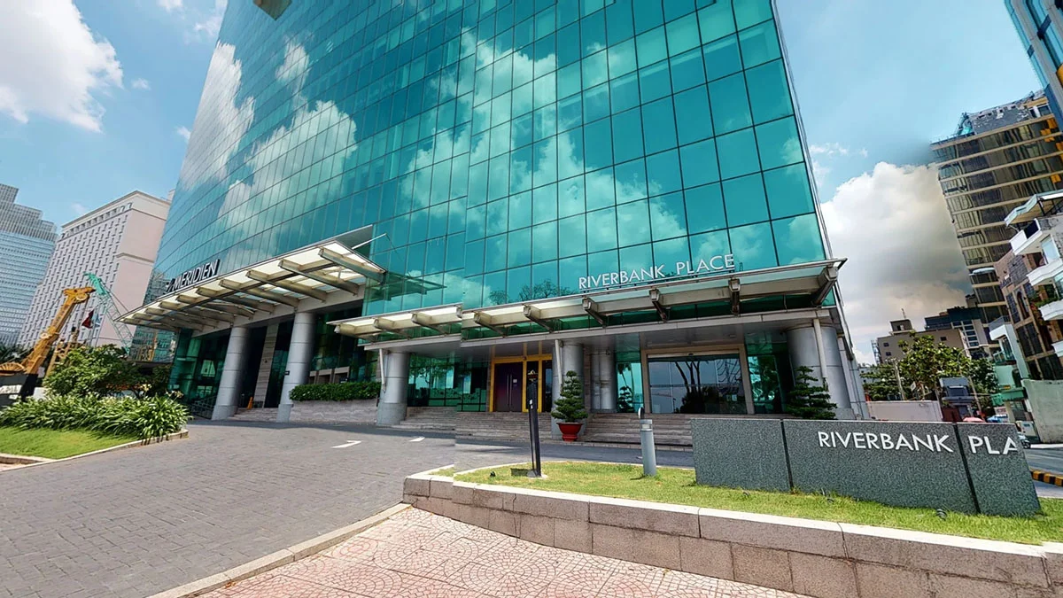 Riverbank Place meets all the criteria of a premium office space for lease.